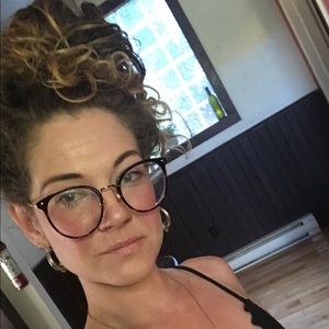 Meet your Posher, Robin